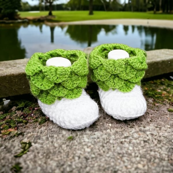 Hand crochet baby booties crocodile stitch green and white 