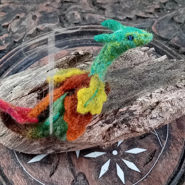 Leaf dragon brooch
