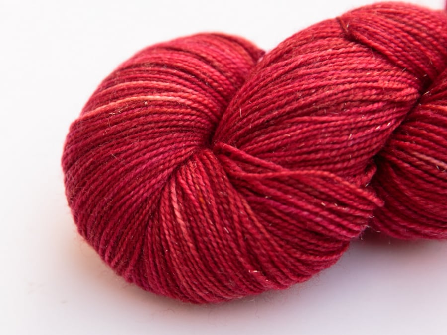 SALE: Sparkly Scarlet - Silver sparkly superwash merino 4 ply yarn