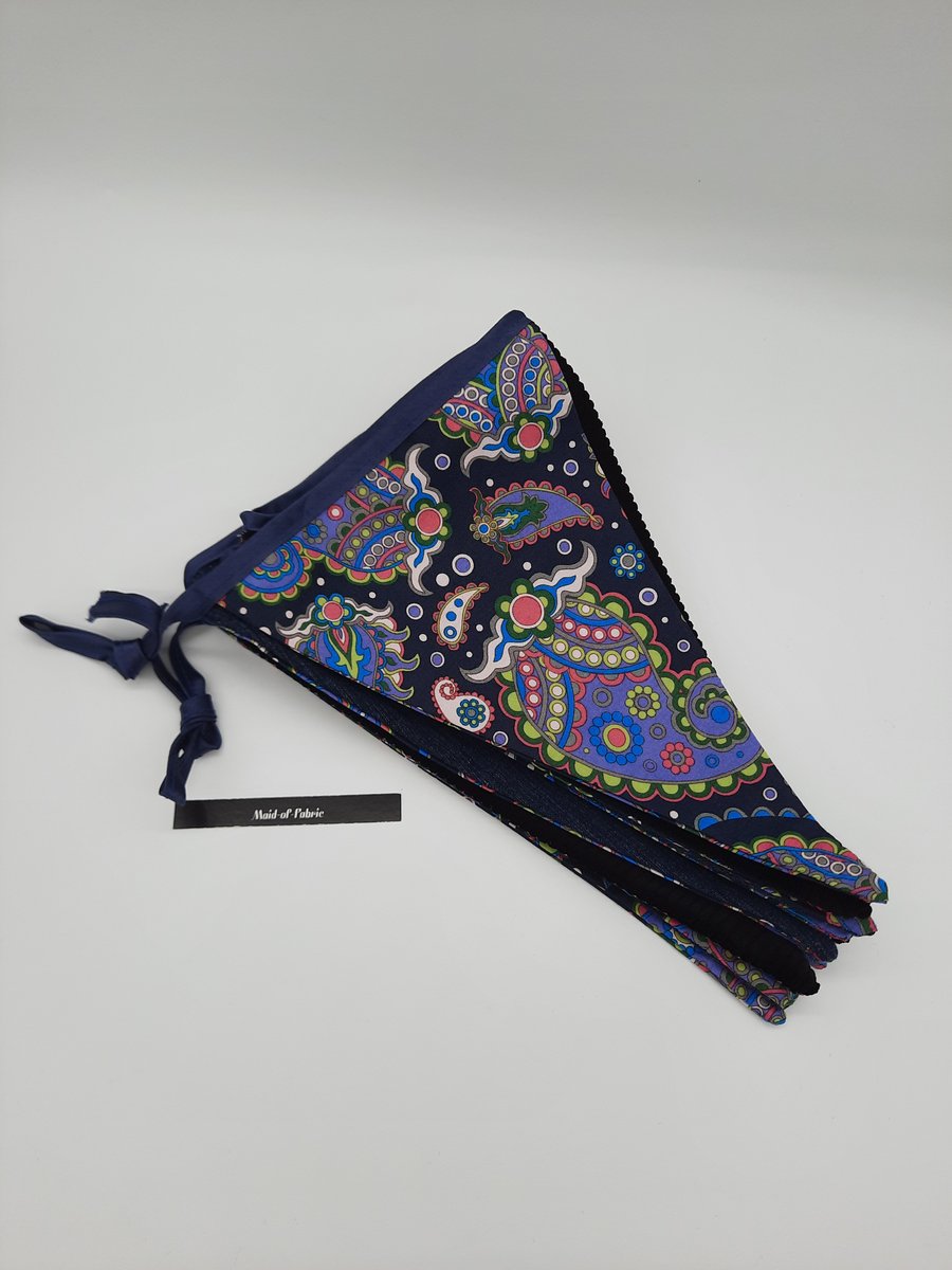 Blues theme bunting, 10 triangles. Free uk delivery. 