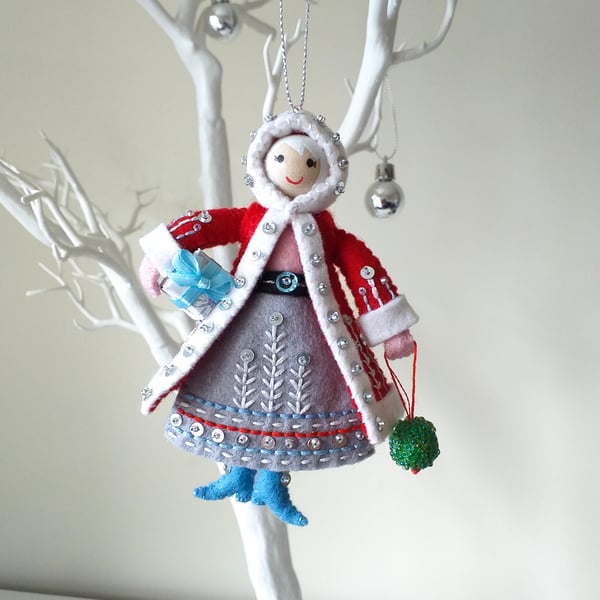 mmmcrafts Mrs Claus Ornament, Christmas Tree Decoration