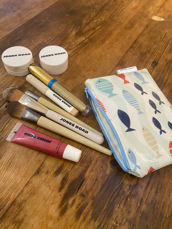 Oil Cloth Make Up Bag (761)