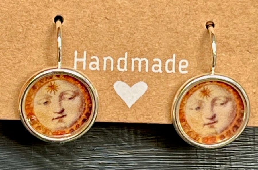 Vintage celestial face silver and resin earrings