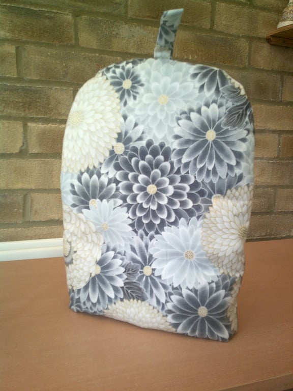 Dark Grey, Light Grey and Cream Daisy Like Flowers Small Coffee Pot Cosy
