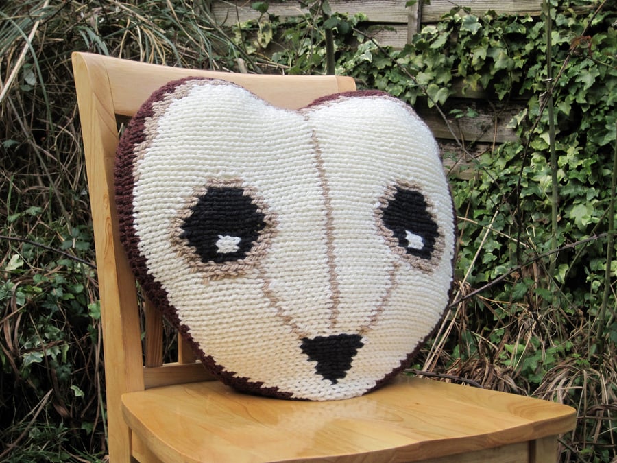 KNITTING PATTERN in pdf - An Owl Cushion