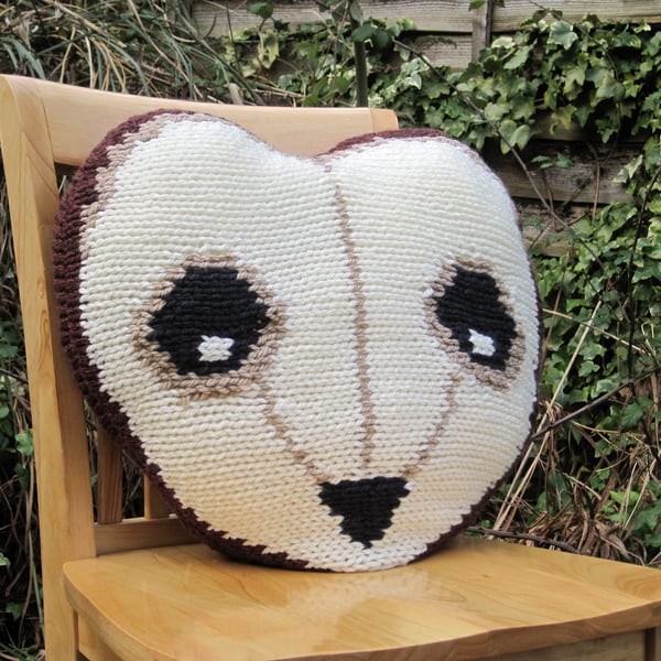 KNITTING PATTERN in pdf - An Owl Cushion