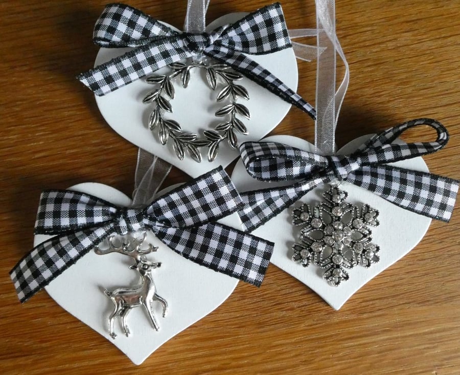 Seconds Sunday - Set of 3 Heart Decorations