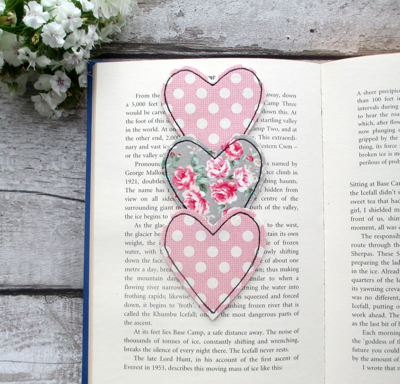 Bookmark, heart trio bookmark