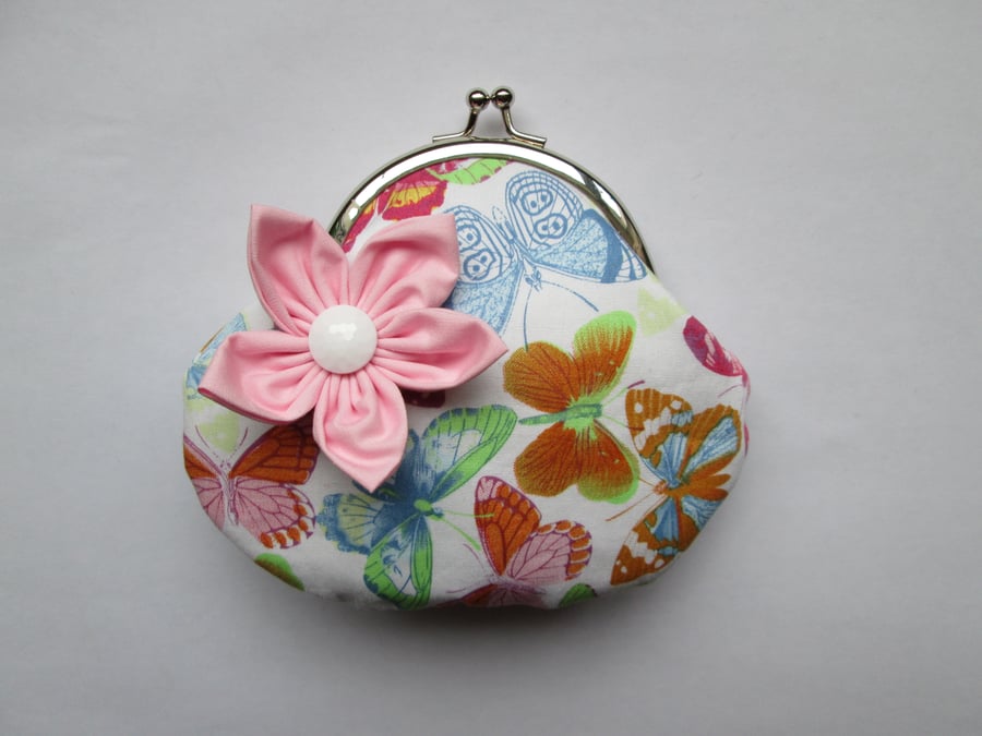 Coin purse with flower
