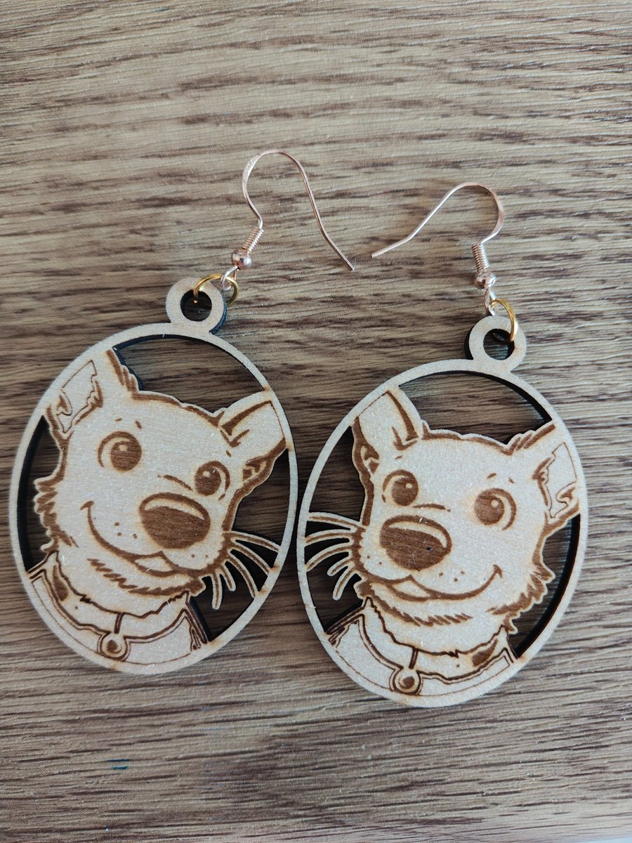 Design your own wooden earrings