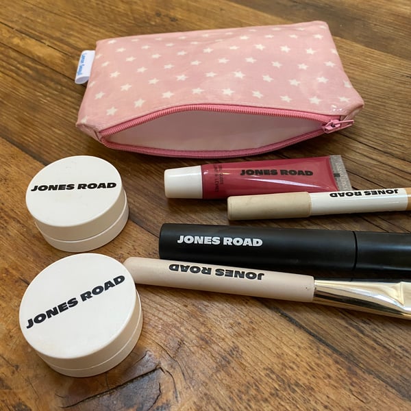 Oil Cloth Make Up Bag (802)