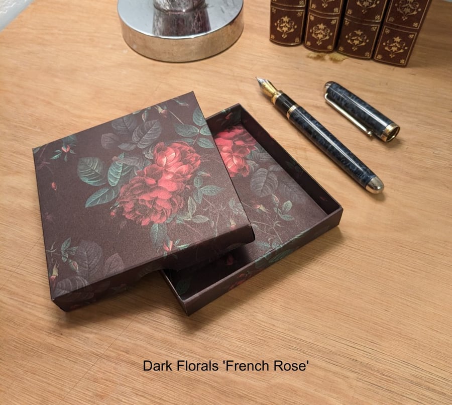 Two ultra-thin gift boxes - Dark Florals  'French Rose' and 'Geraniums'
