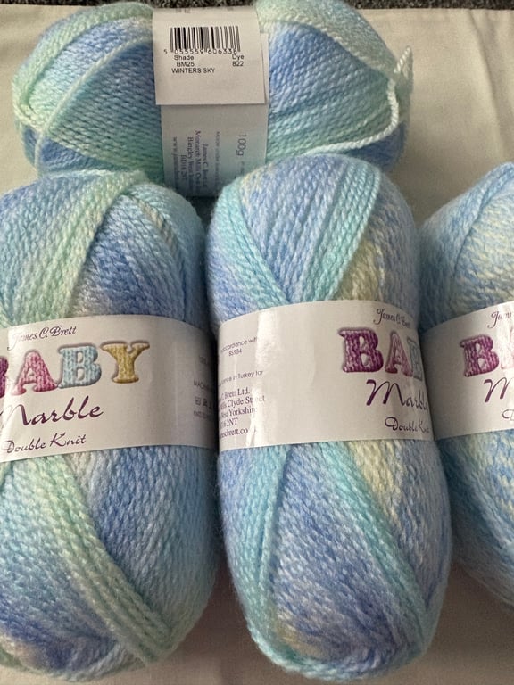 4 x 100 grams Marble DK Yarn 