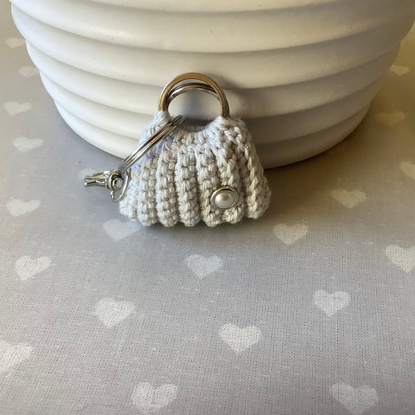 Keyring small crochet bag, very elegant accessory