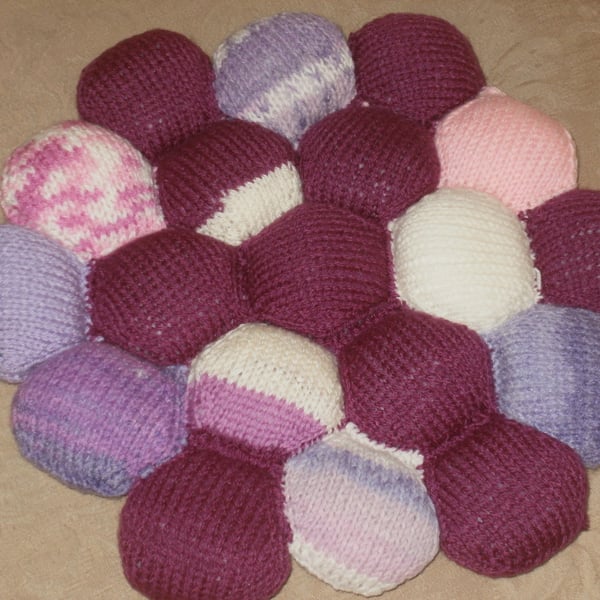 Patchwork stuffed cushion