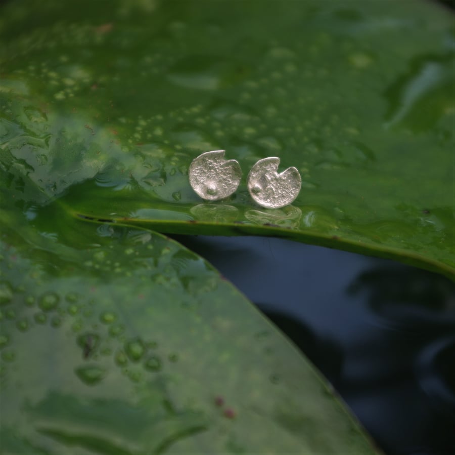   Silver Lily Pad Stud Earrings with Raindrop