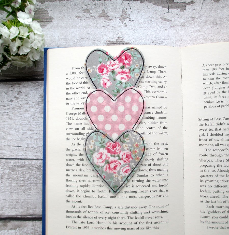 Heart trio bookmark