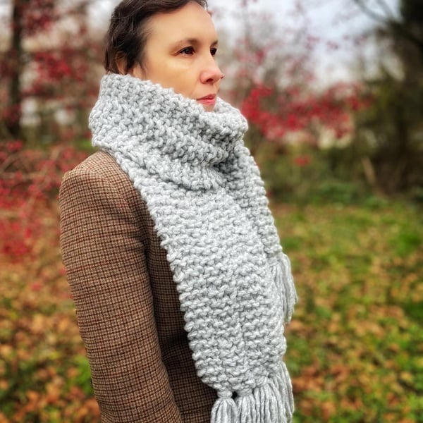 Hand knitted super chunky soft scarf