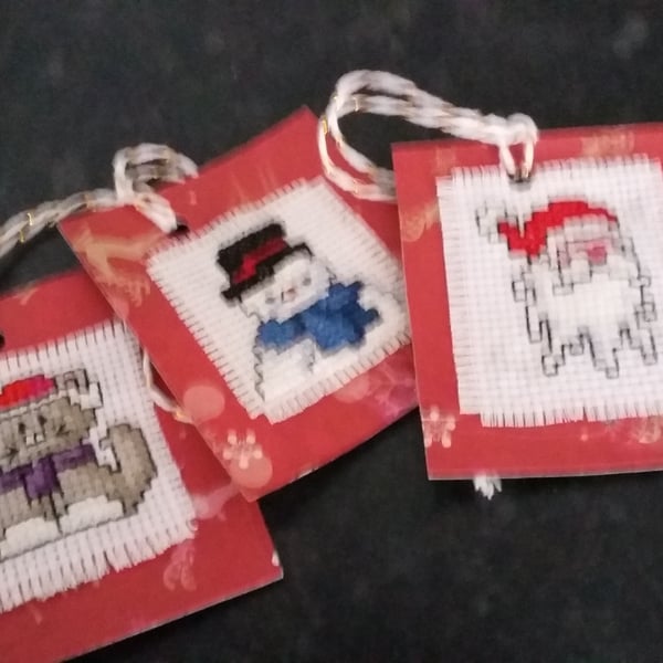 CROSS STITCHED CHRISTMAS TAGS