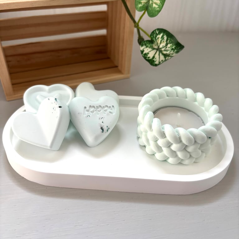 White Oval Tray Set with Mint Green Tealight Holder and Heart Fragrance Stones