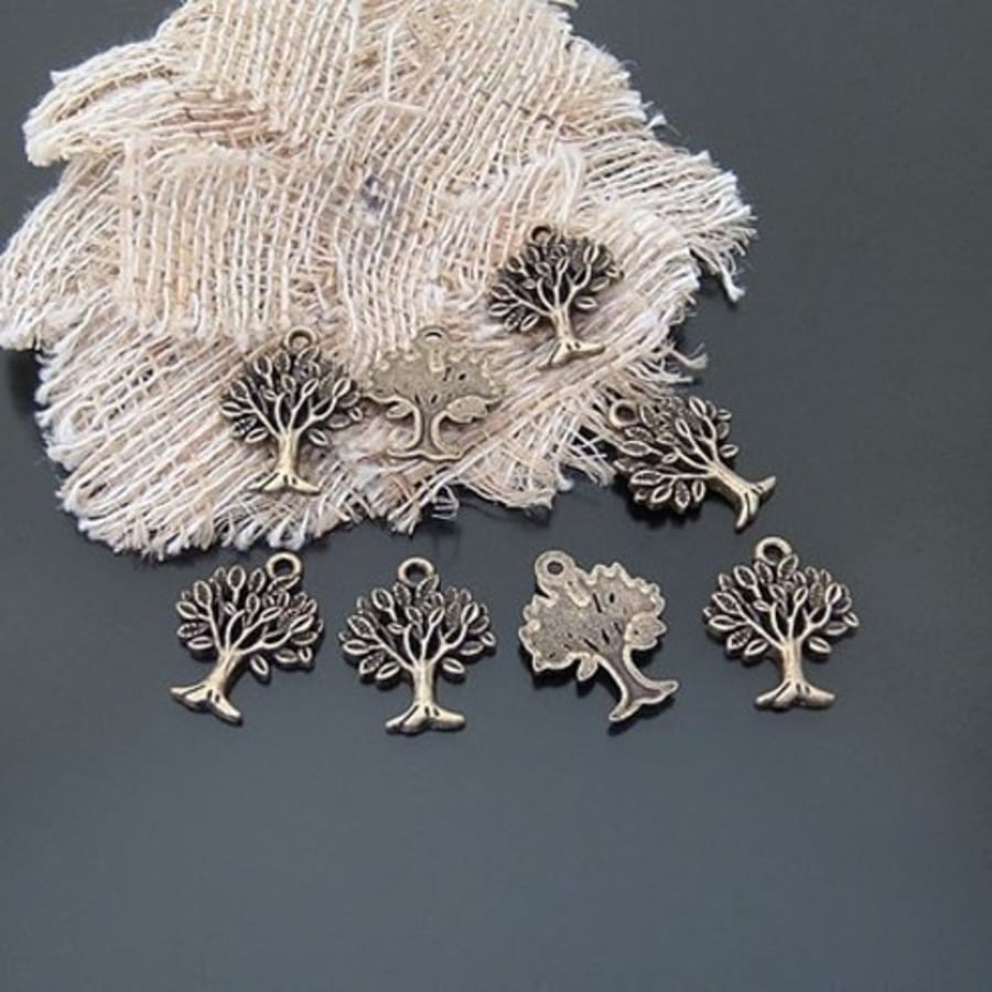 antique bronze vintage tree charm -2pcs