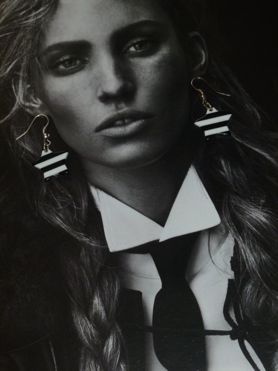 Earrings - Black White Stars 60's Style