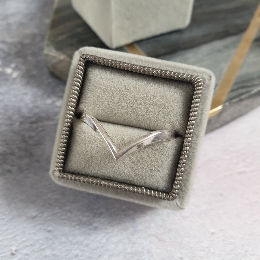 Sterling silver sales wishbone ring