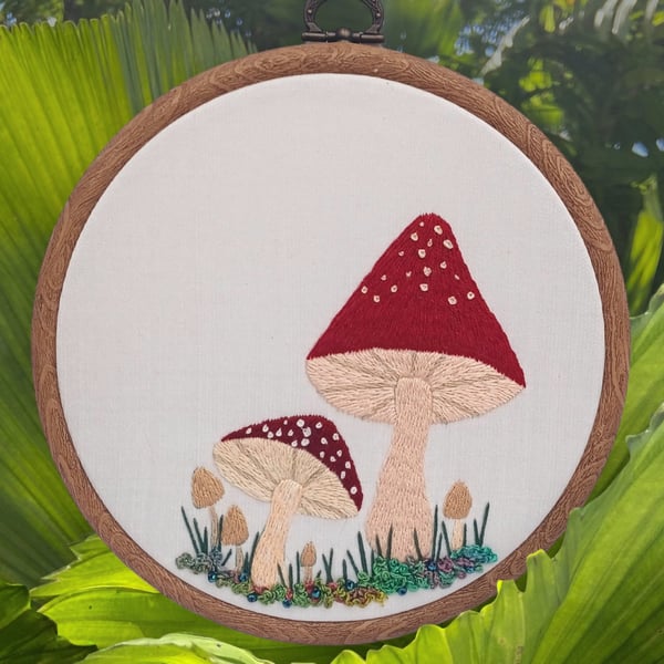 Mushroom Embroidery Hoop, Toadstool Embroidery Hoop, Nature Embroidery, Hand Emb