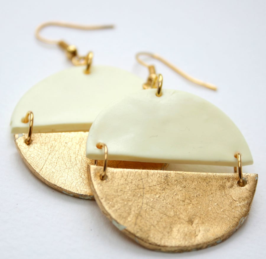 Pale yellow and gold split circle dangle earrings
