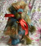 Reed Autumn bear, hand sewn collectible teddy bear with a yellow bow - Image 4