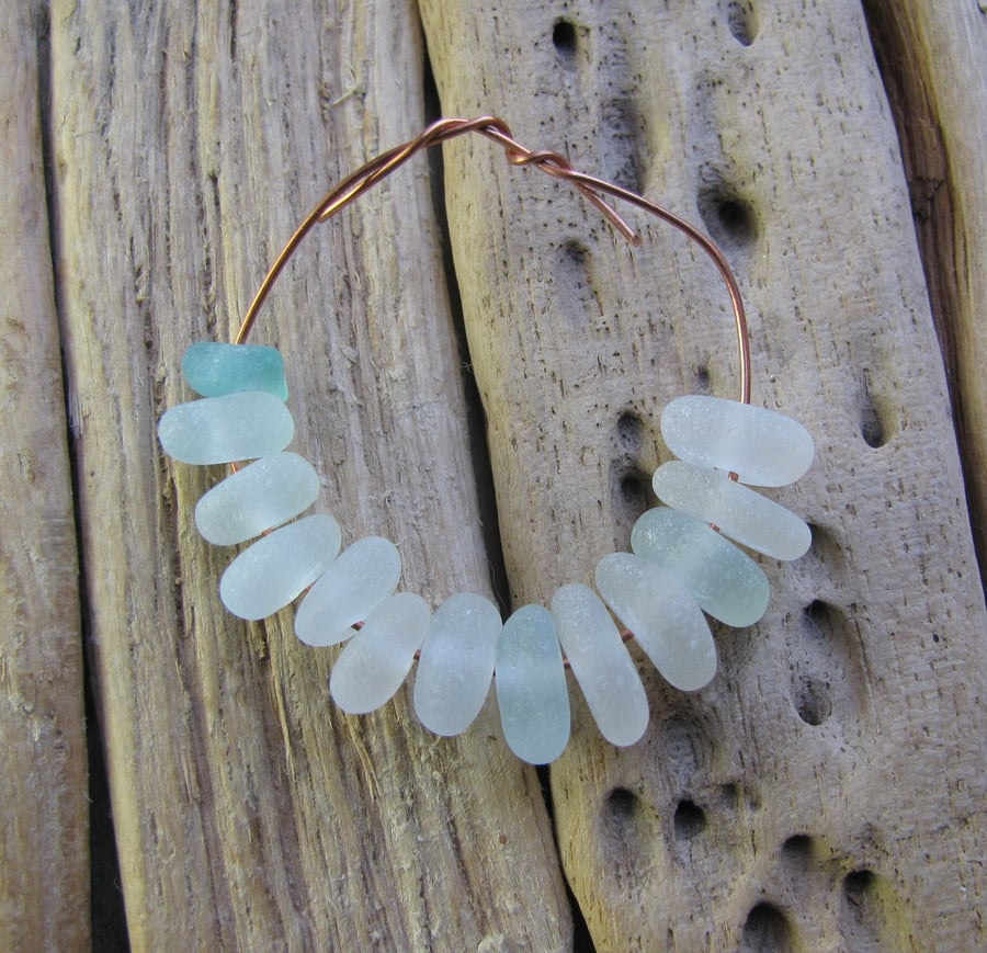 13 Natural sea glass beads, middle drilled, chunkies , supplies (57)