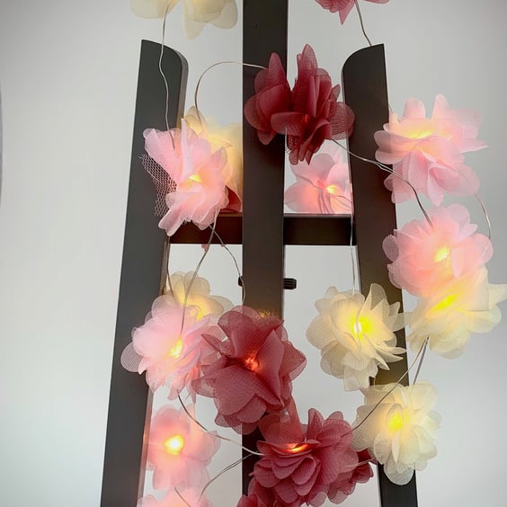 20 chiffon flower Fairy Lights in dusky pink, baby pink and cream.
