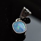 8x9mm Free Form Lightening Ridge Opal Doublet Pendant