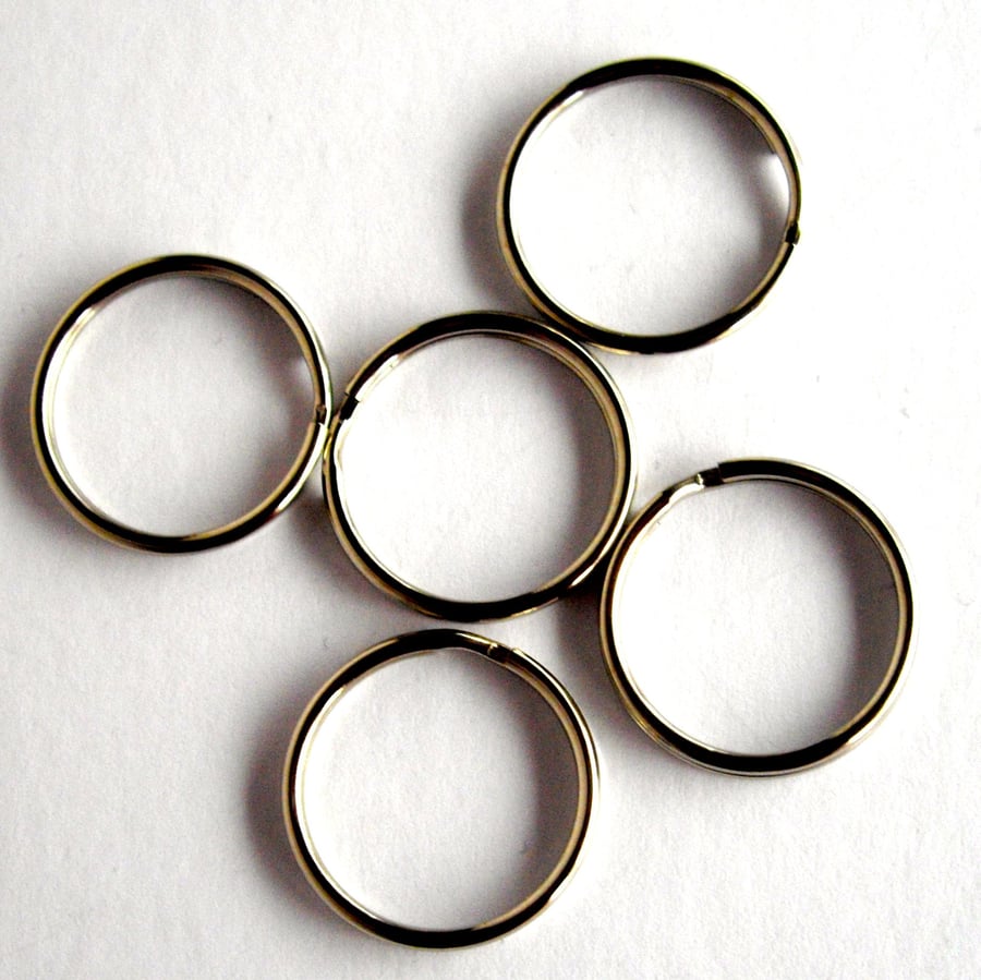 5 x 2 cm Silvertone Split Rings