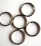 5 x 2 cm Silvertone Split Rings - Image 1