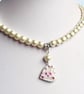 Elegant Cream Glass Pearl and Floral Heart Necklace - Image 3