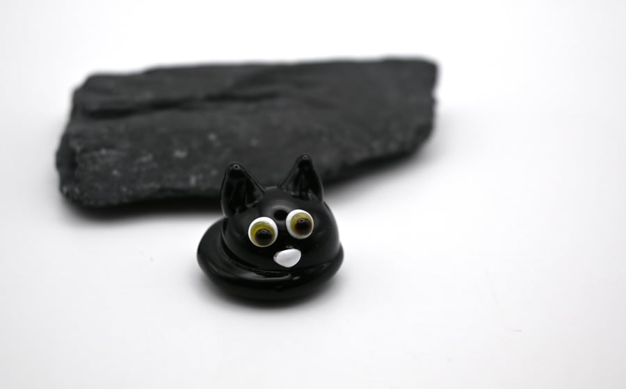 small black cat keepsake figure