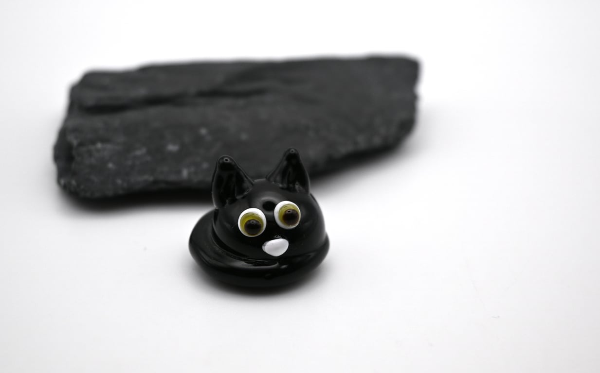 small black cat keepsake figure