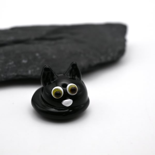 small black cat keepsake figure