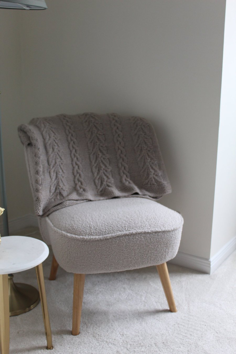 Handknitted Beige Bed Throw 125 x 100cms