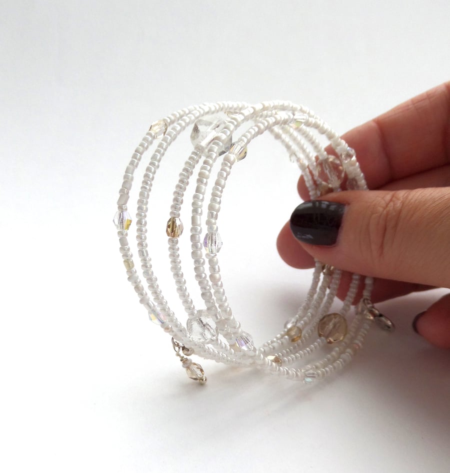 Pearly White & Ivory Bangle