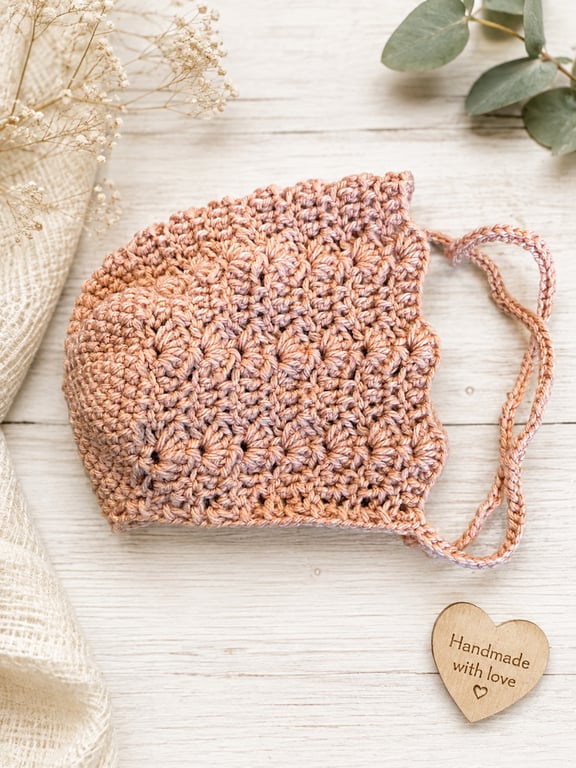 Handmade crochet baby bonnet. Sizes newborn, 0-3, 3-6 and 6-9 months 