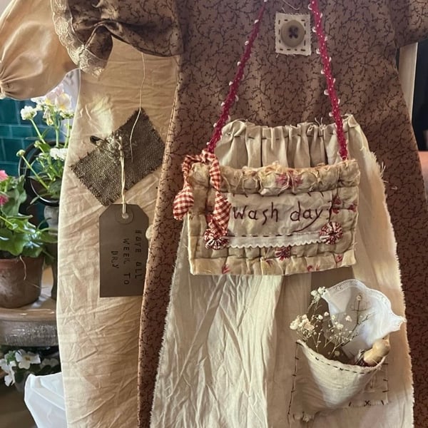 Primitive Washday Dress - pattern & kit