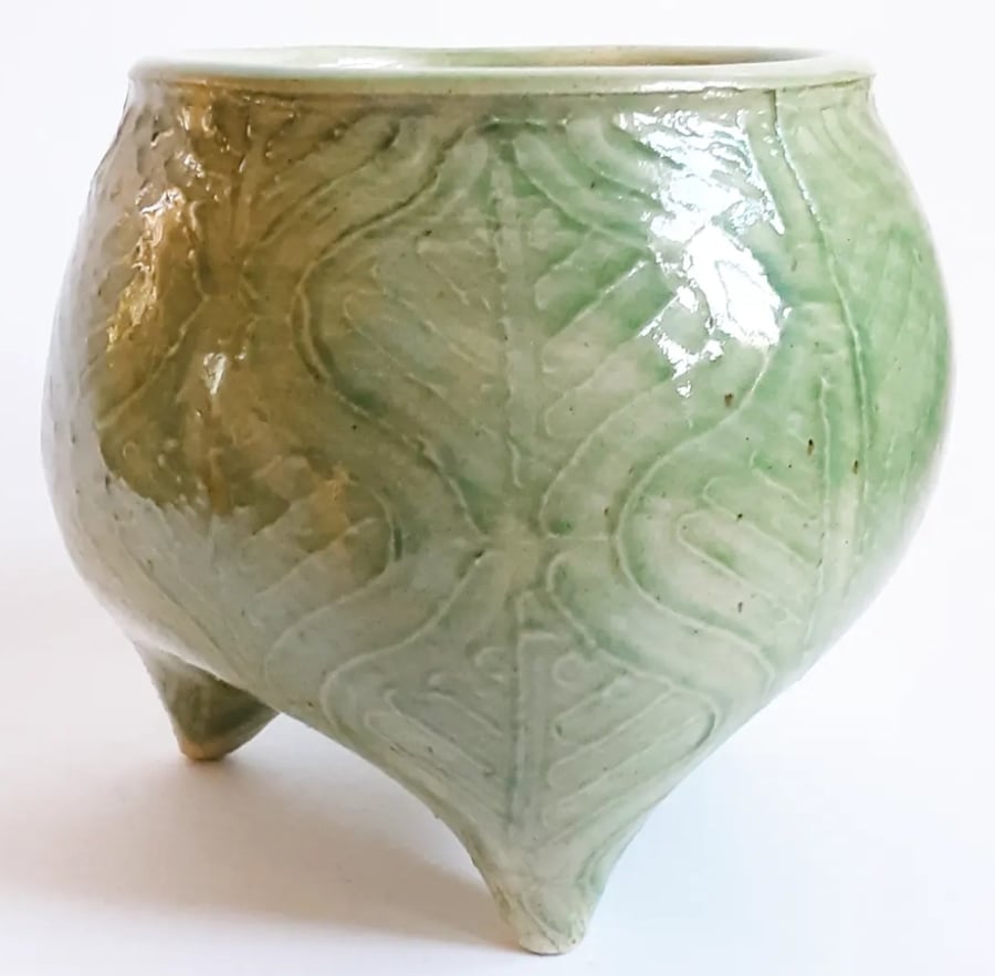 Three Legged Houseplant Holder 