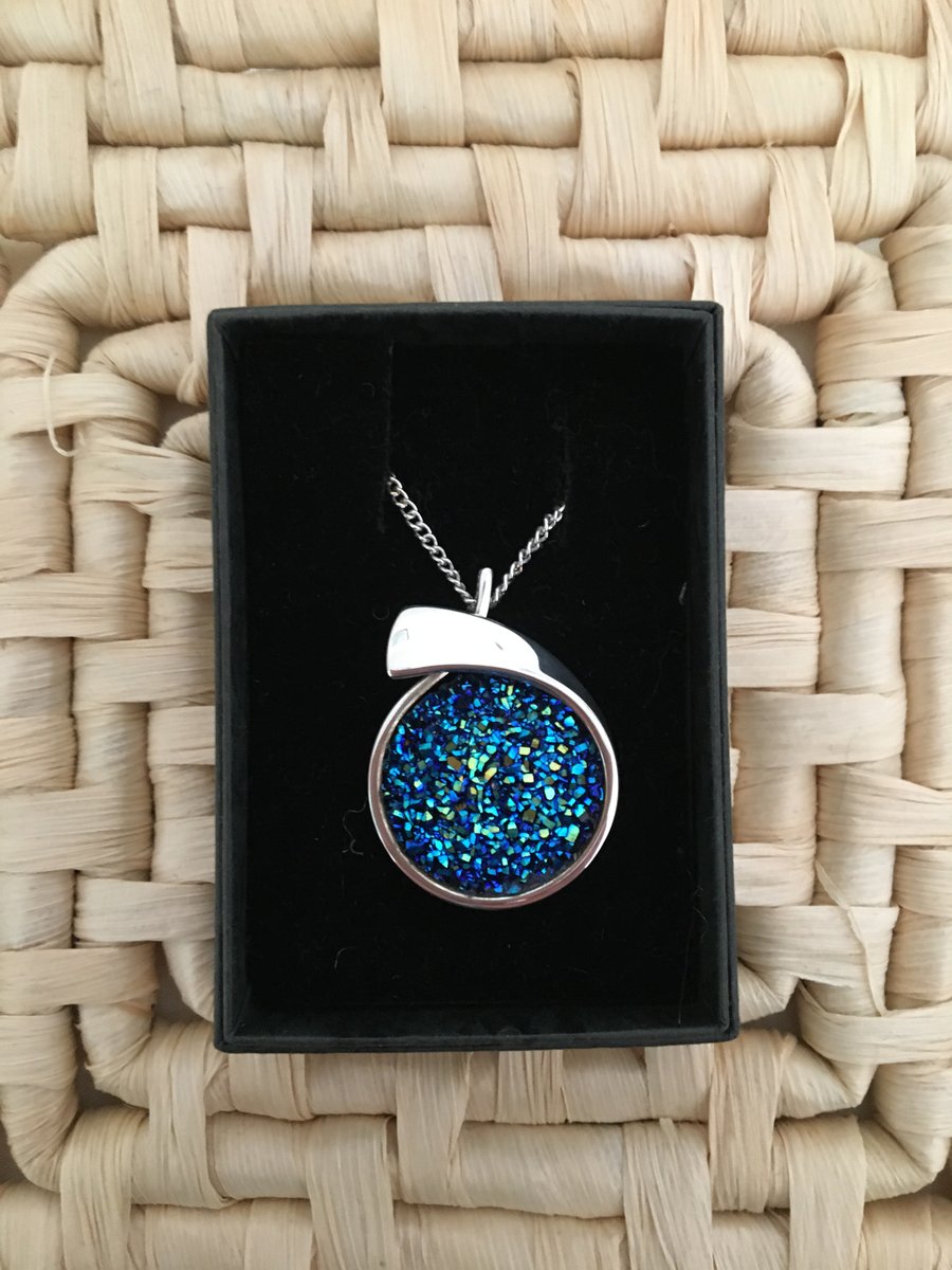 Resin Druzy Pendant in Sparkling Royal Blue