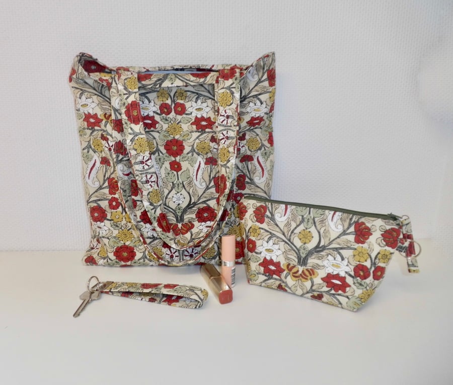 SOLDLong handled tote bag with matching accessories red flowers  