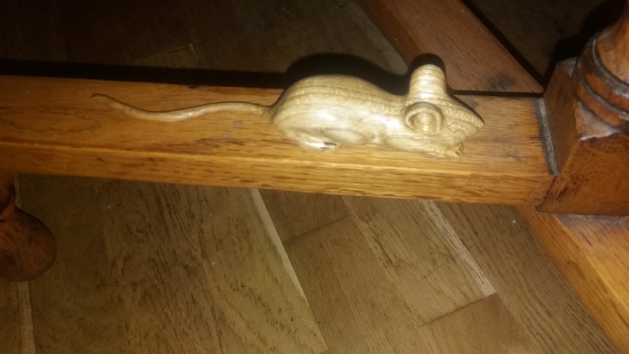 carved wooden oak mouse ( ideal furniture decor )