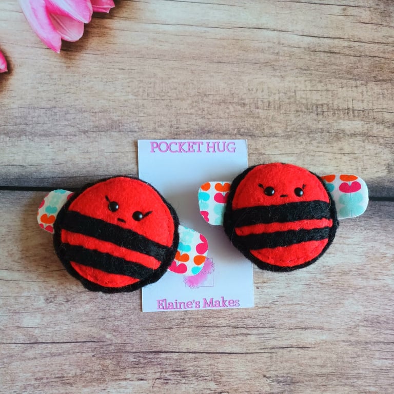 Felt Bumble Bee Pocket Hug and card,pocket buddy,comfort pocket pal.
