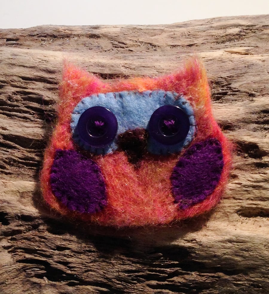 Cute Felt Owl Brooch - UK Free Post