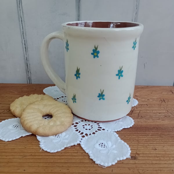 White Mug with "Forget me nots" design